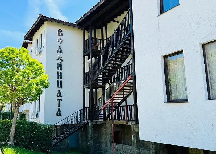 Vodenicata 4-10 Свети Влас